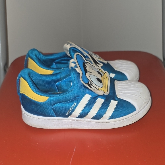 Adidas Kids Sneakers Blue White Donald Duck Design - Picture 6 of 8